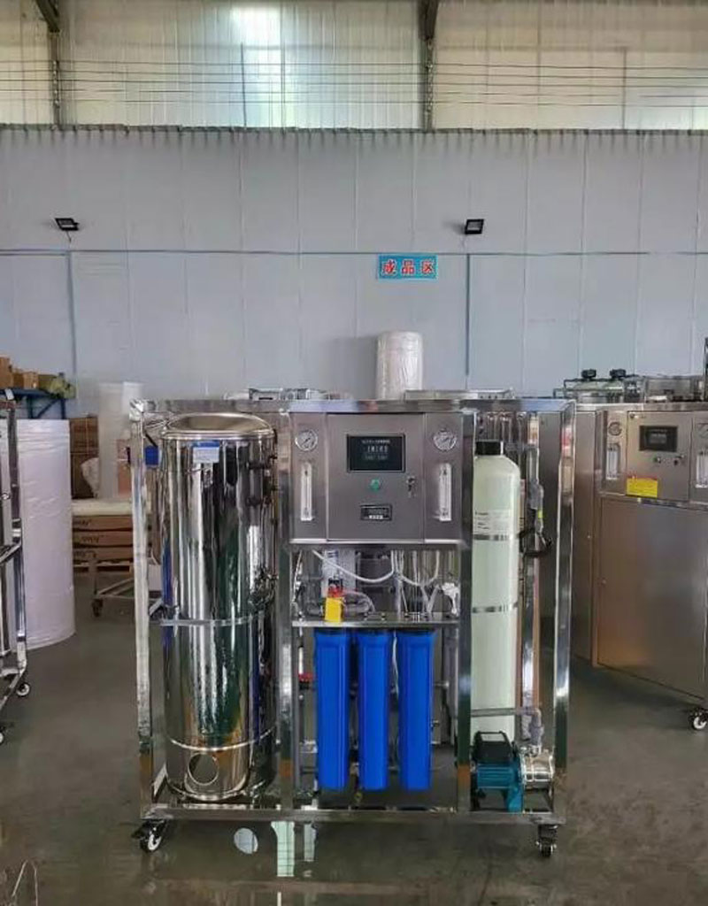 小型工业纯水设备,为您的生产提供纯净水源! 小型工业纯水设备,为您的生产提供纯净水源!